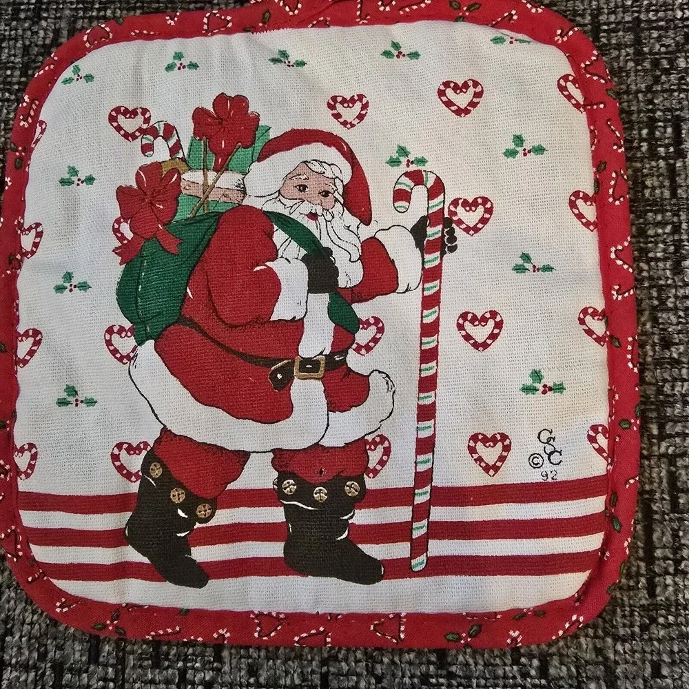 Cecil Saydah Company Christmas Santa Holiday Kitchen Towel Pot Holder Set‎ VTG